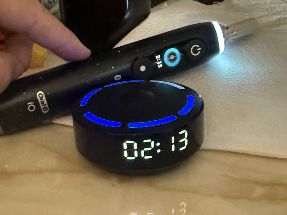 Oral B io10 plus Charger io sense
