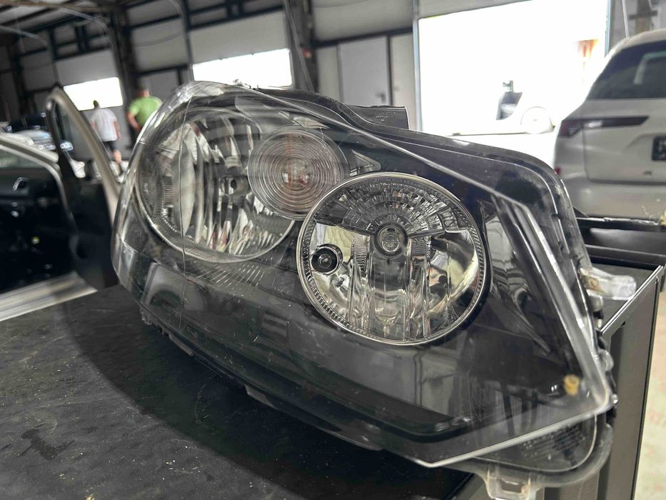 Десен фар за Голф 6