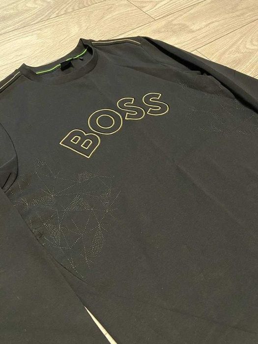 Bluza originala neagra cu auriu, model deosebit, Hugo Boss, marimea M