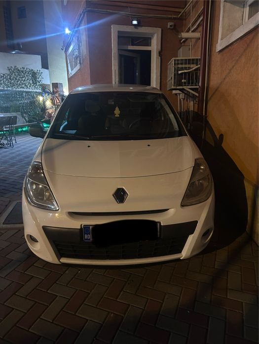 Renaul clio 2011 *diesel*