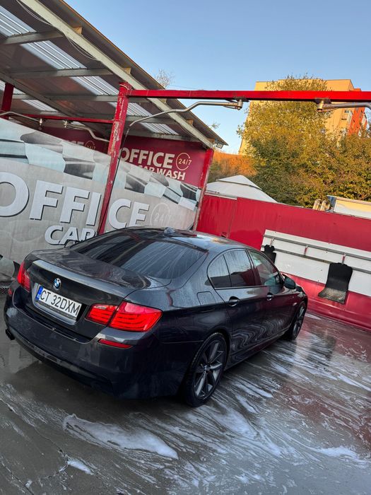 BMW F10 520d M-PACK - Scaune Seria 7,Distronic,Ventilație,Trapă