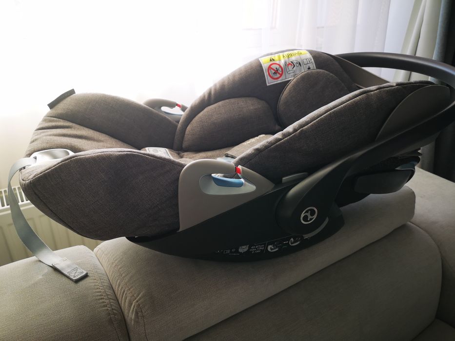 Стол за кола Cybex Cloud Z i-Size Plus + ЛЕТЕН КАЛЪФ цвят Soho grey