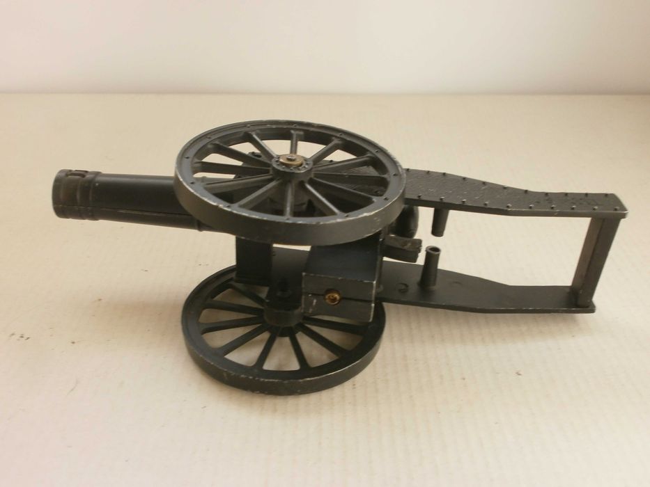 Метална   Настолна Запалка - Оръдие, Топ - Работи