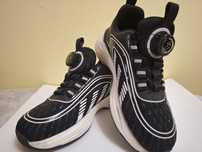 Sneakers pe pentru copiii marca Benvenuti