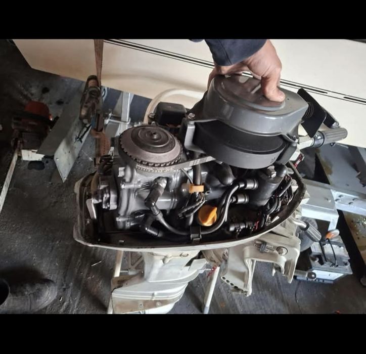 Motor honda 8 cai cu cisma scurta de 75 cm
