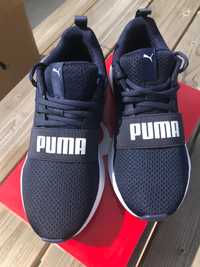 Чисто нови оригинални маратонки PUMA Wired Run Jr