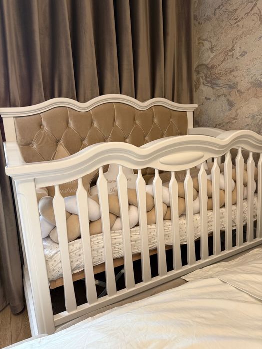 Pătuț tapițat bej. ROMINA FURNITURE