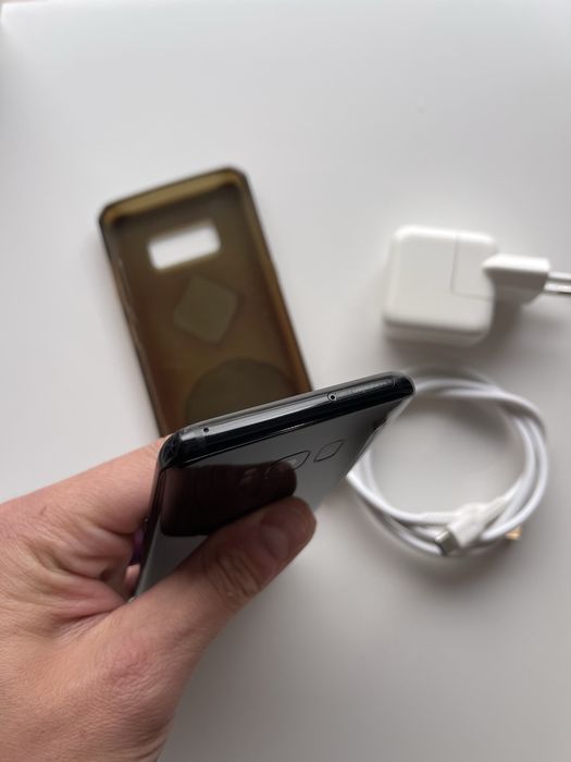 • Samsung Galaxy S8 • IMPECABIL