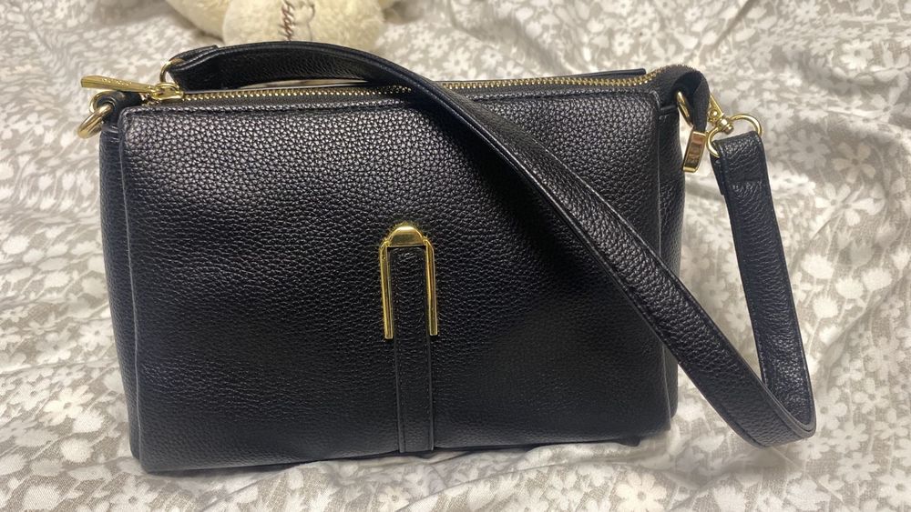 Продам сумочки женские новые