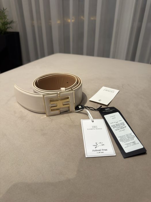 Чисто нов кожен колан на марката Elisabetta Franchi.