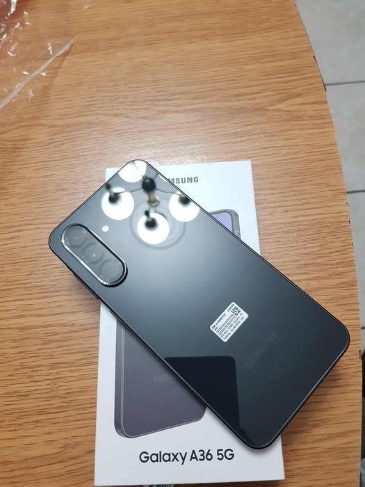 Чисто нов Самсунг А36 256гб/8рам