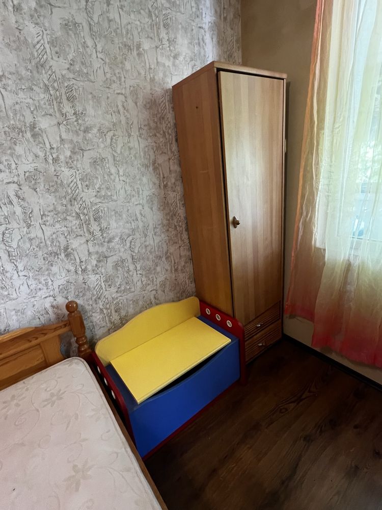 Пълно обзавеждане за детска стая, с матраци и играчки включени в ценат