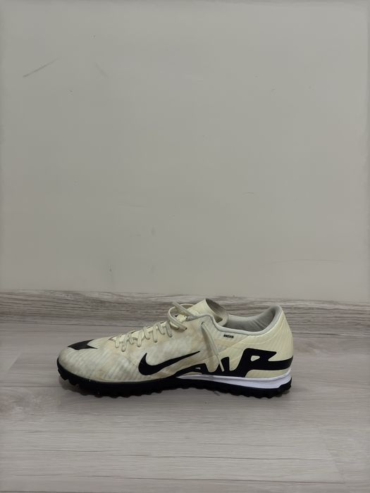 Стоножки Nike Mercurial Vapor 15 Academy TF