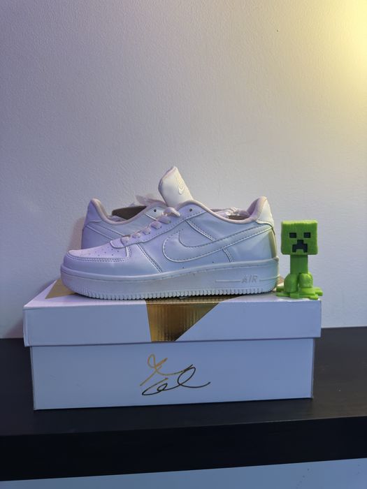Nike Air Force 1 Triple White Nepurtati