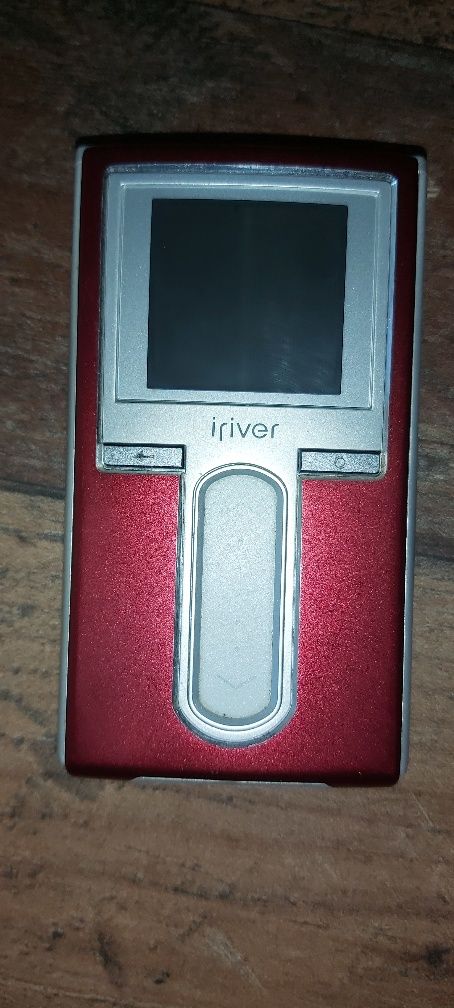 Mp3 player IRIVER H10 плюс екстри 50 лева