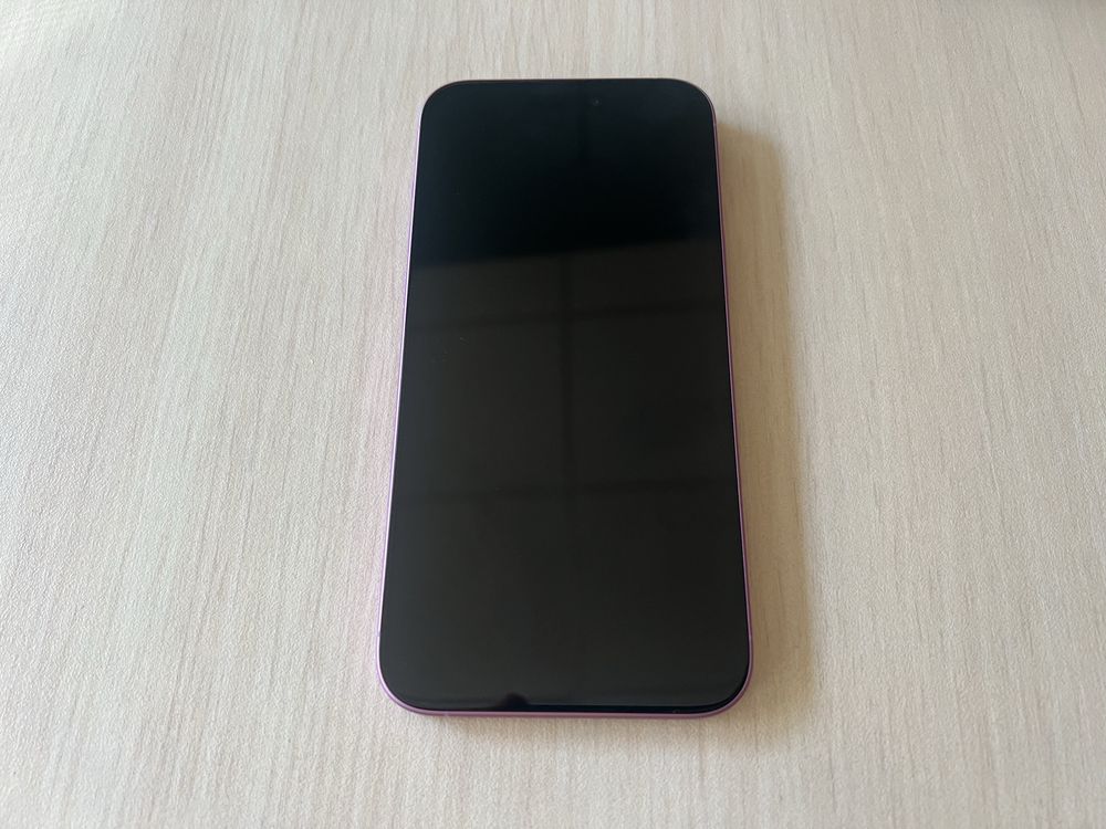 Продавам Apple iPhone 16 Plus 128GB