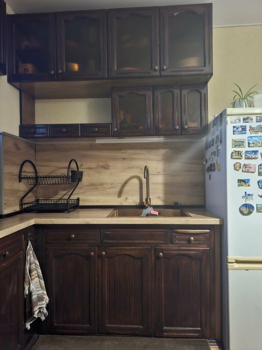 Кухня, шкафове, абсорбатор