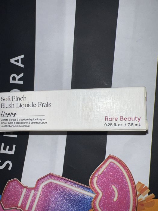 Чисто нов rare beauty blush / руж от сефора