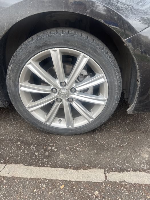 Продам зимнюю резину R18