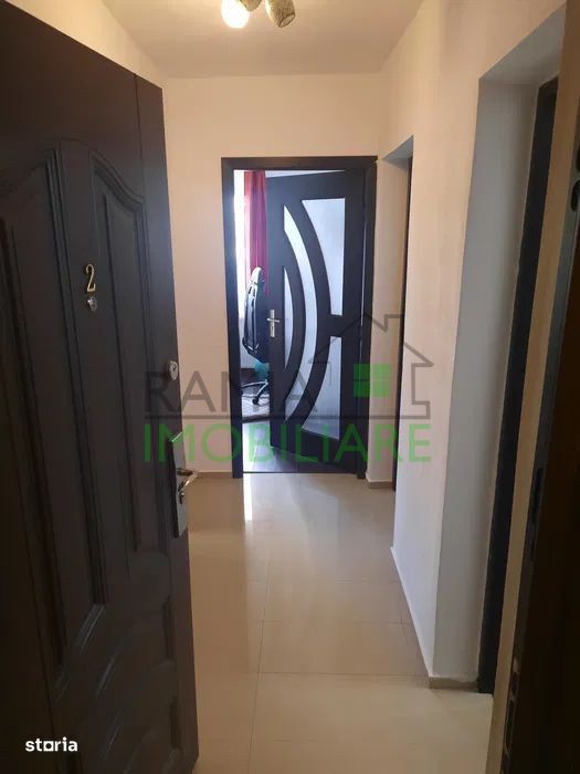 Apartament 2 camere, decomandat, parter inalt + beci locuibil 26 mp