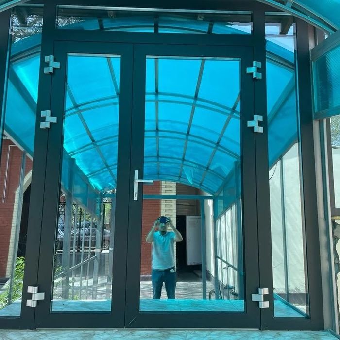 Алюминиевые двери окна и витражи
