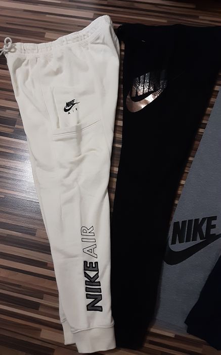 (М) NIKE & NIKE AIR FLEECE оригинални клинове(30лв)и долници(45лв)