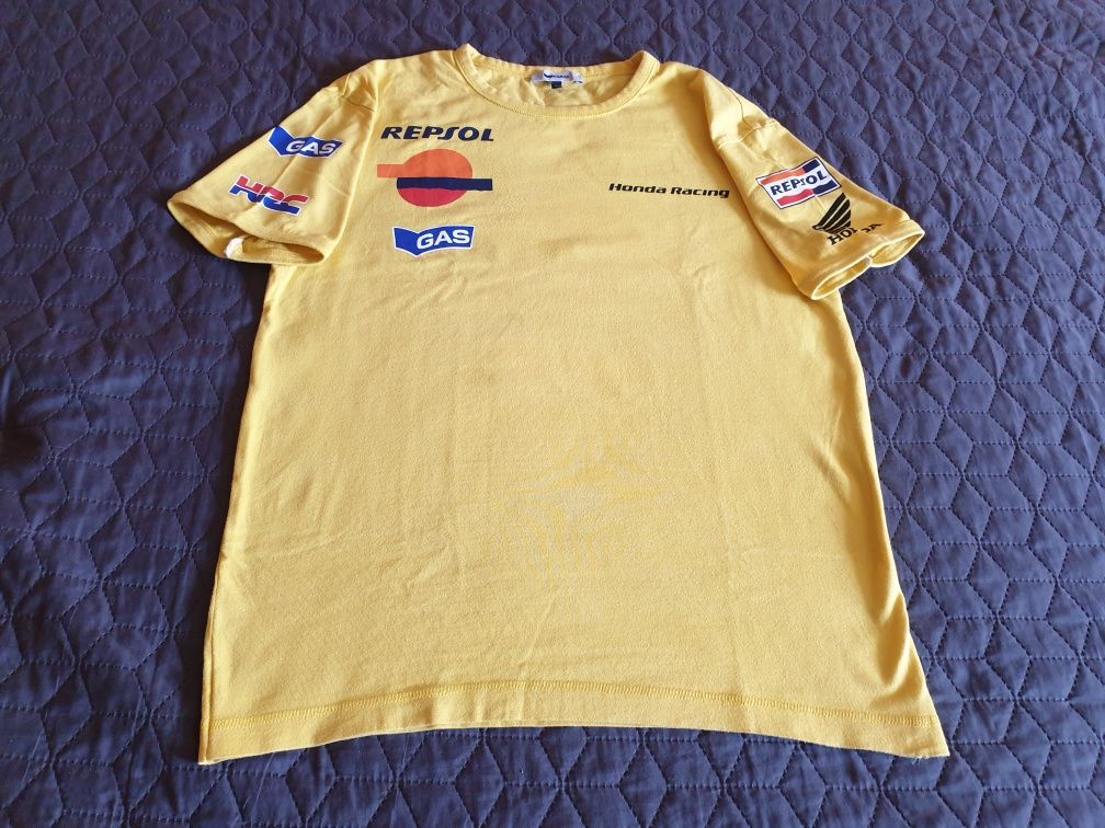 Tricou de barbati  -  80 lei.