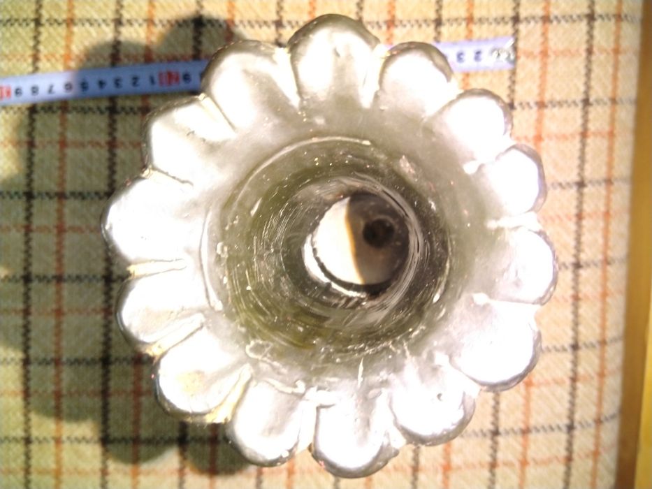 Много красиви гипсови свещници