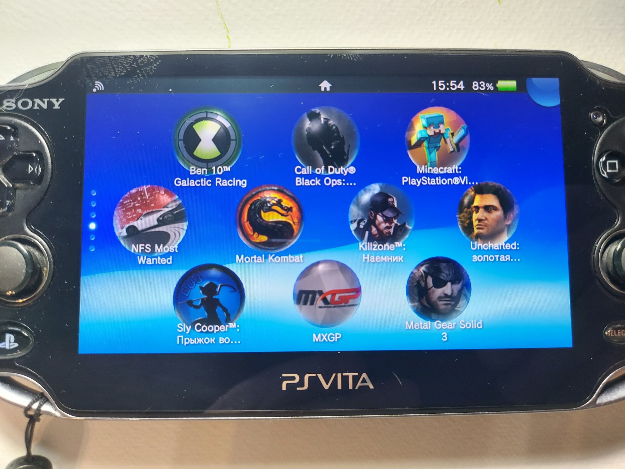 PS Vita в отличном состоянии