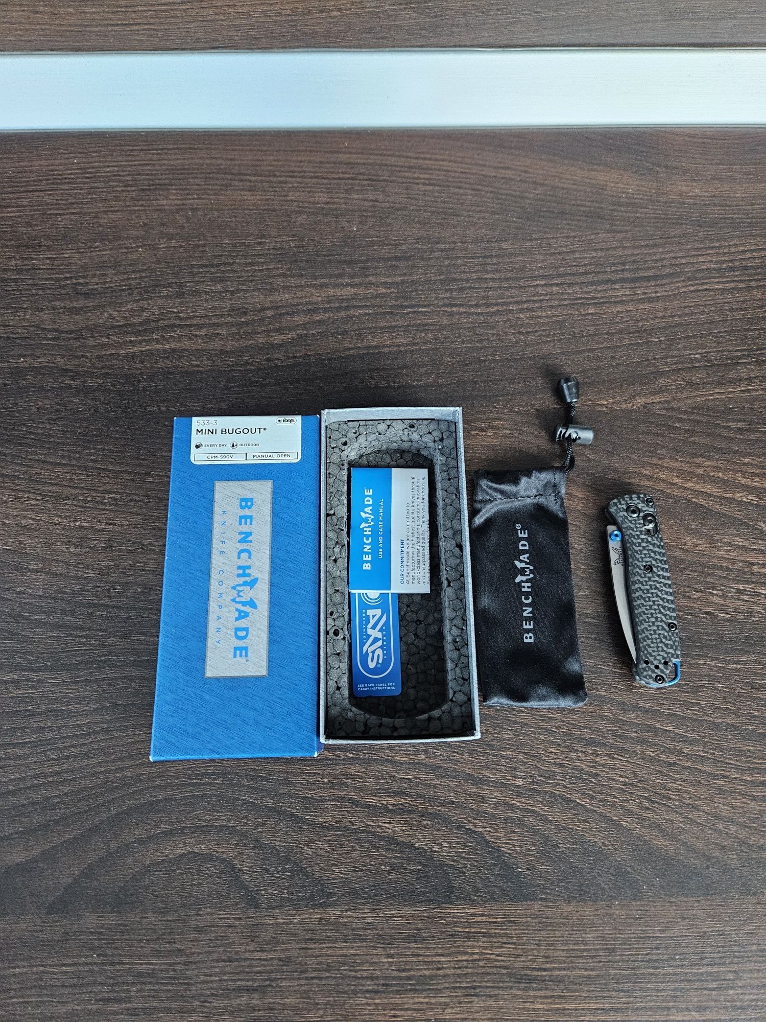 Benchmade bugout- carbon