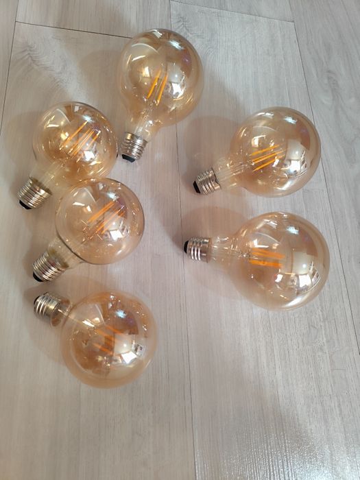 Продам новые лампочки все за 2000