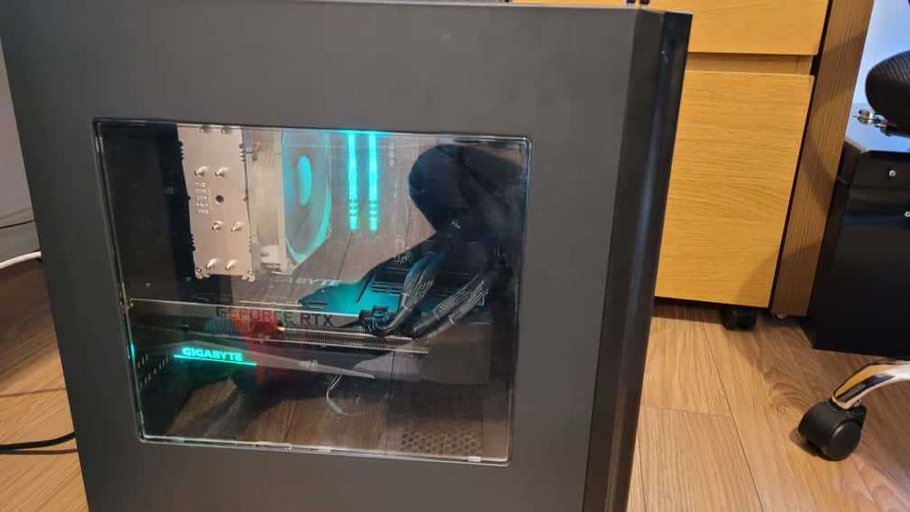 Gaming PC / Ryzen 7 5700X / 64GB RAM / Nvidia RTX 3070 Ti / Windows 11