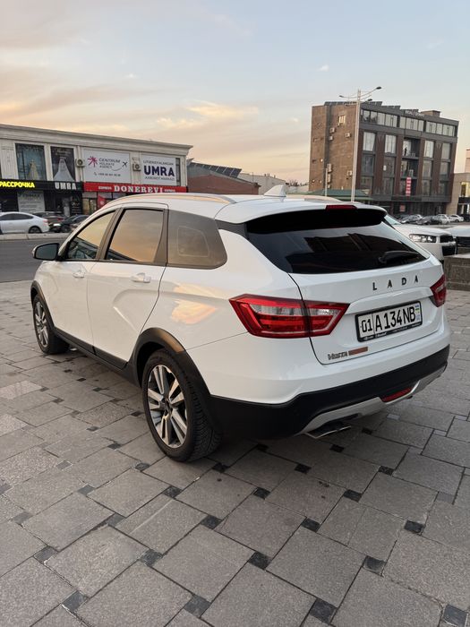 Lada Vesta Cross SW Mars full