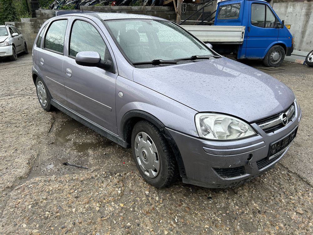 Aripa usa Opel corsa c