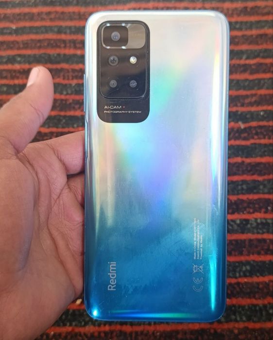 Redmi 10 4+3/64 aybi yóq ochilmagan