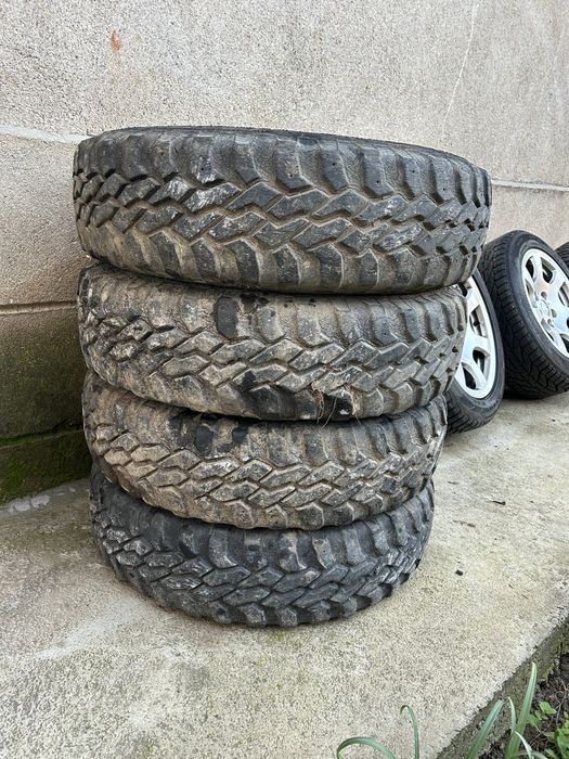 Гуми за джип 195 (15 цола) 100 лв 4 броя