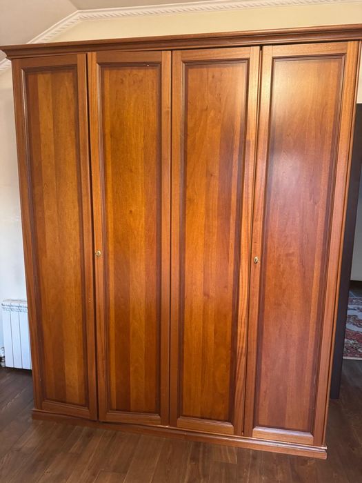 Шкаф плательный, четырехстворчатый