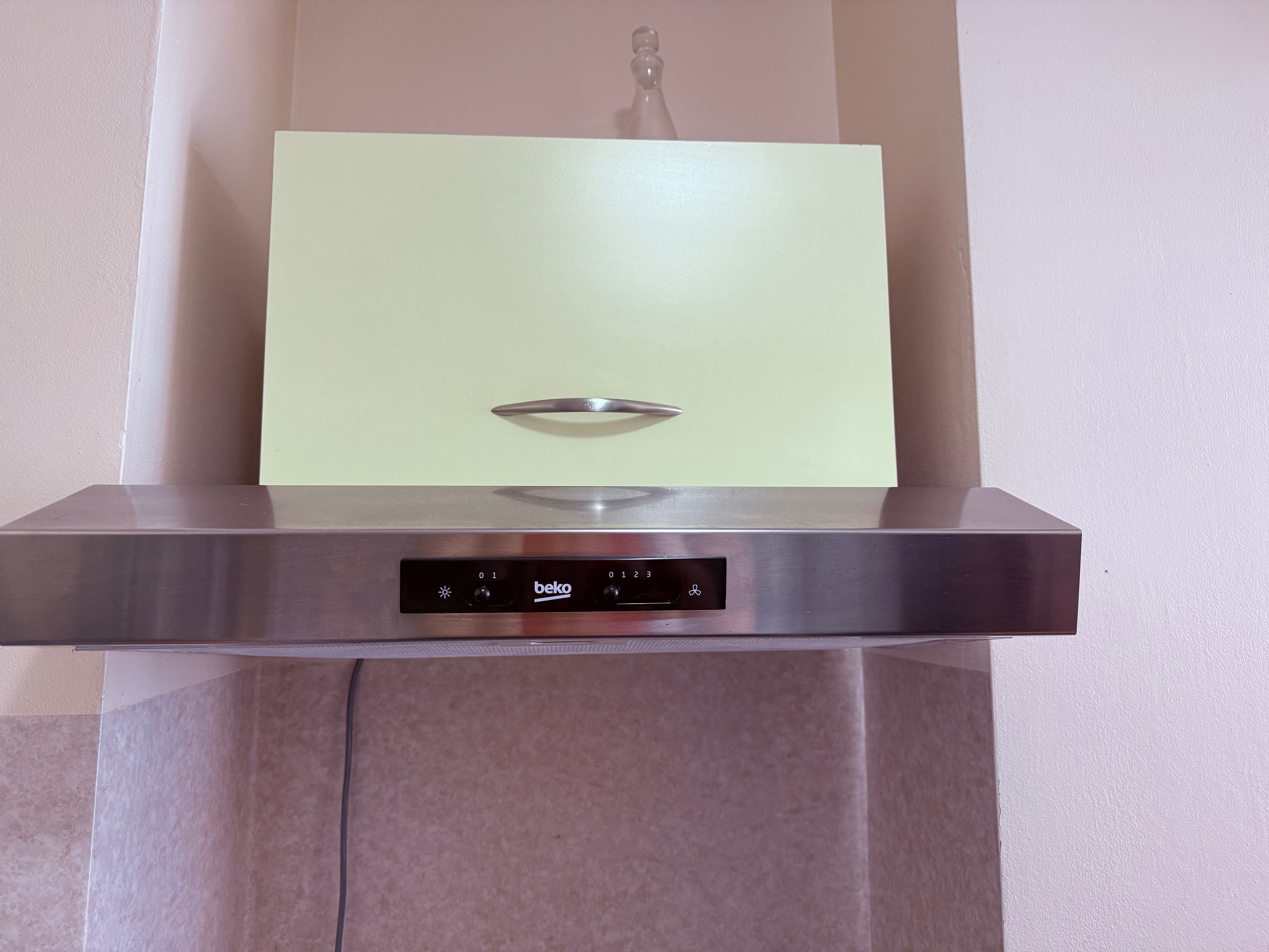 Абсорбатор с филтър от активен въглен BEKO