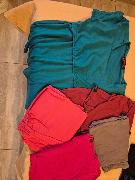 Дрехи за бременни и кърмене