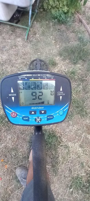 Металдетектор с дискриминация метали 9 волта батерии