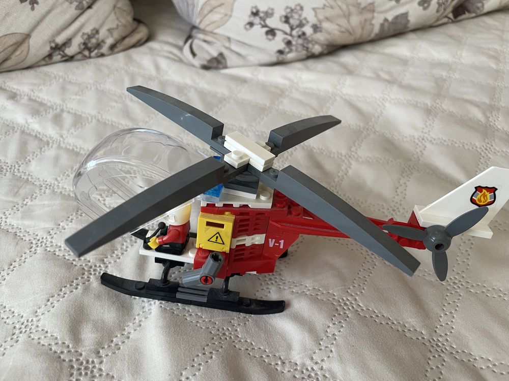 **Elicopter de tip Lego **Vand/Schimb*