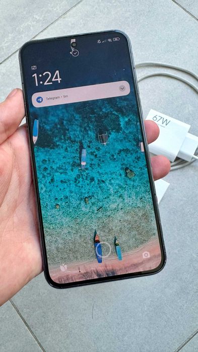 Xiaomi 13 - Смартфон Флагман