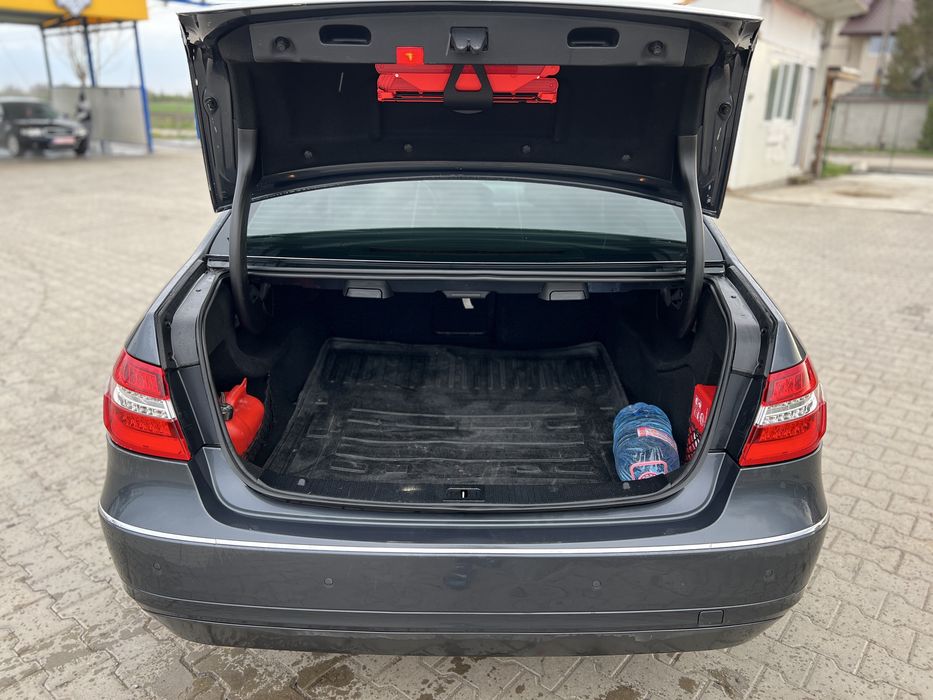 Vand Mercedes-Benz E Class