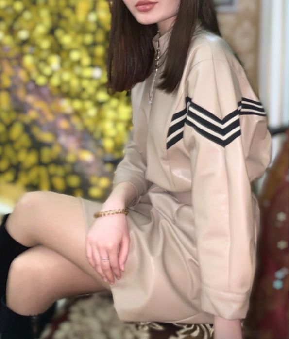 Платье из качественной эко кожи