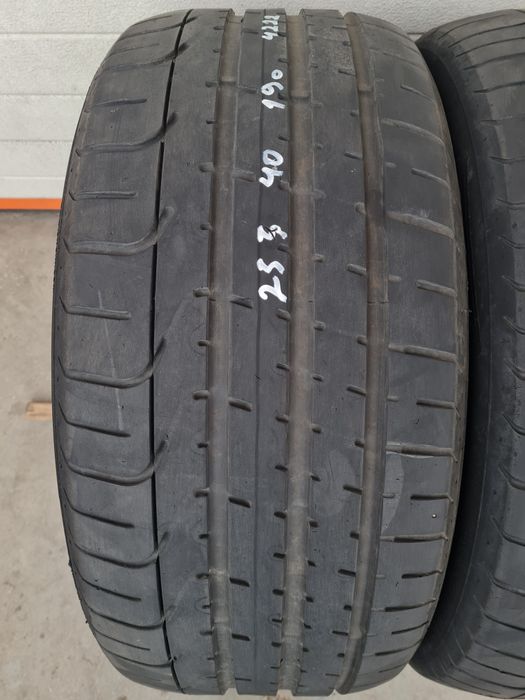 Летни гуми 2 броя PIRELLI Pzerp 255 40 R19 дот 4222