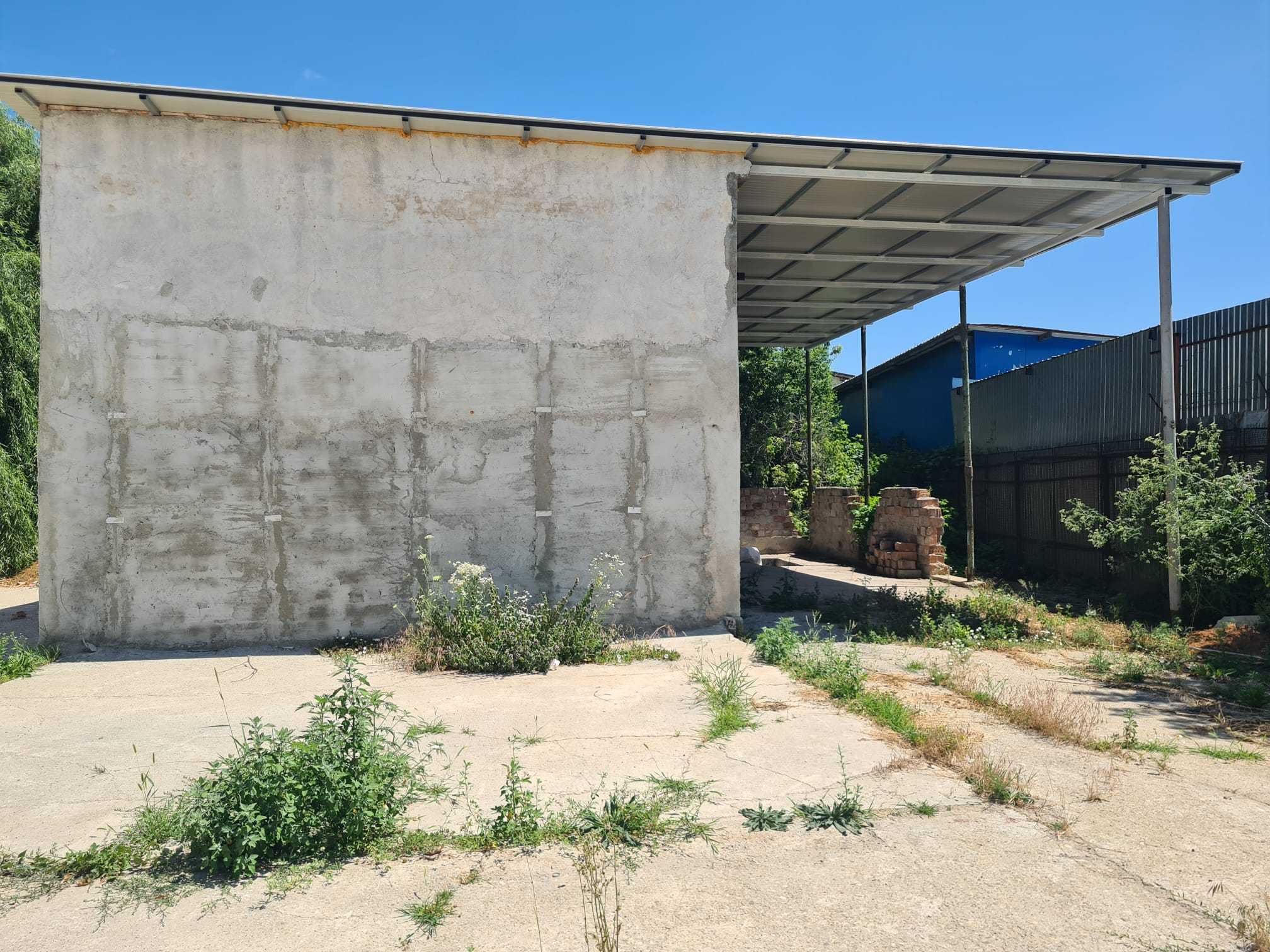Spatiu Hala/Birouri 1350 mp