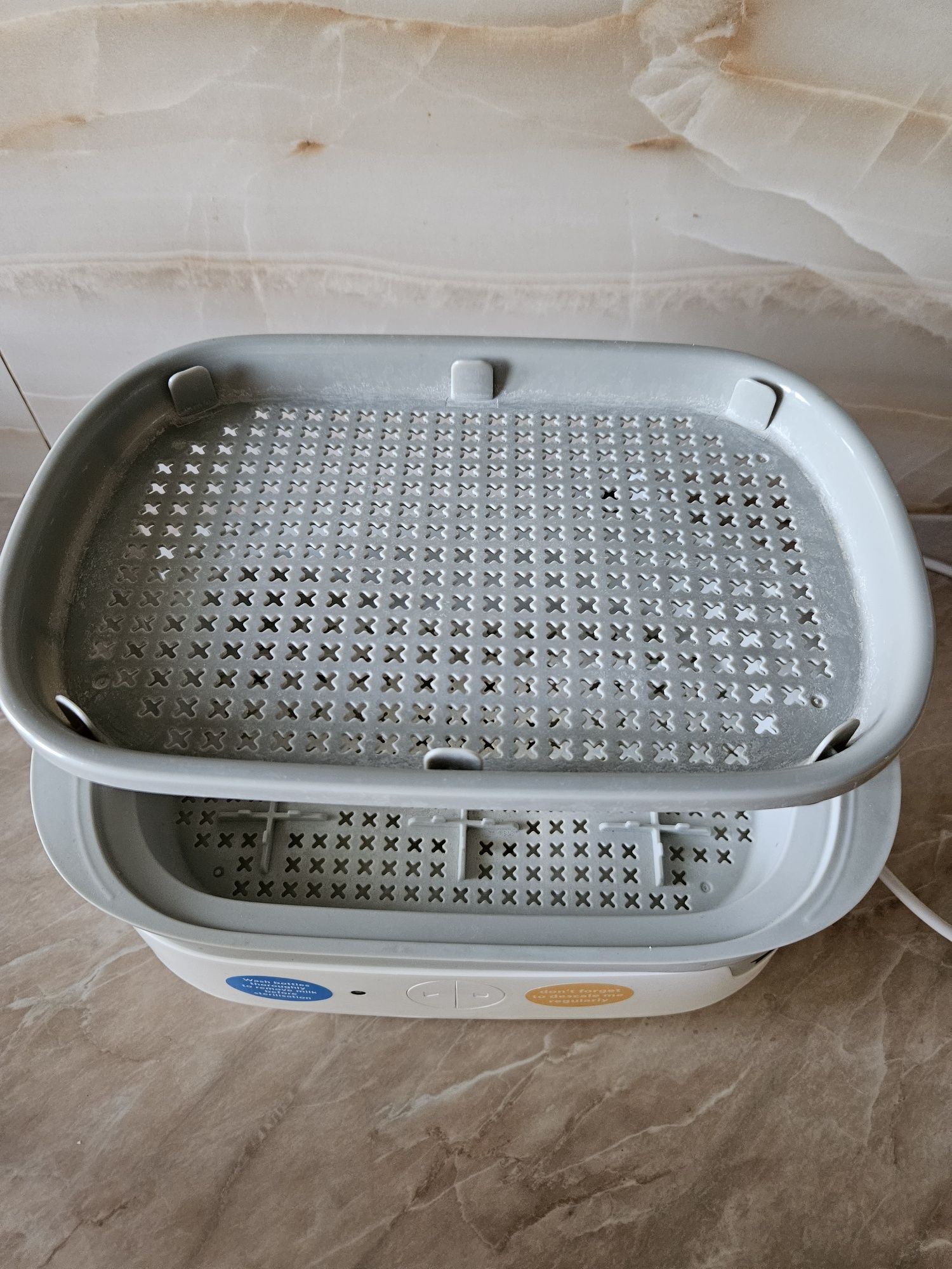 Стерилизатор Tommee Tippee