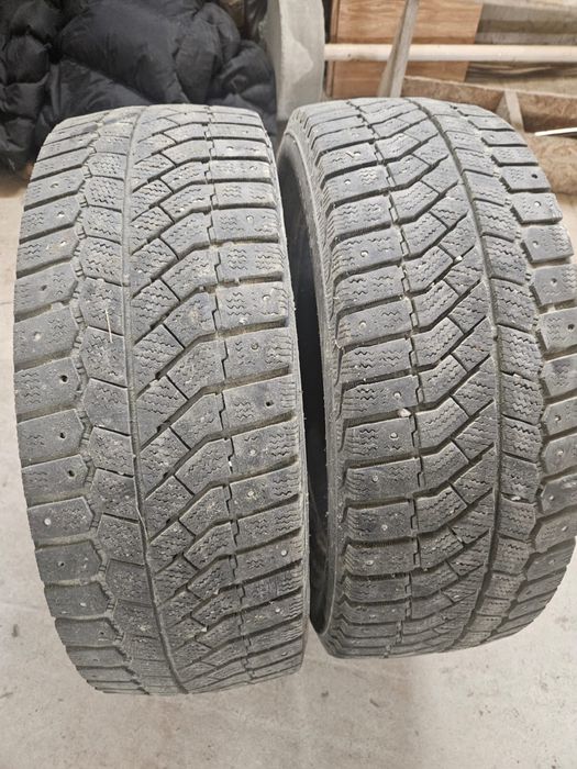 Шины зимние 215/55/17