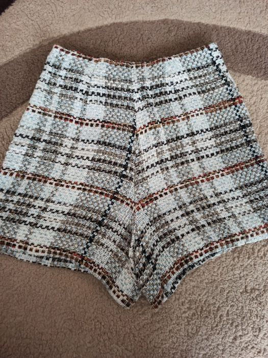 Пола панталон Zara букле, туид