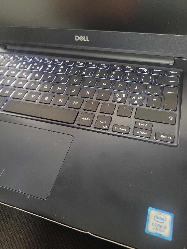 Dell Vostro 14 inchi procesor i5 gen 8